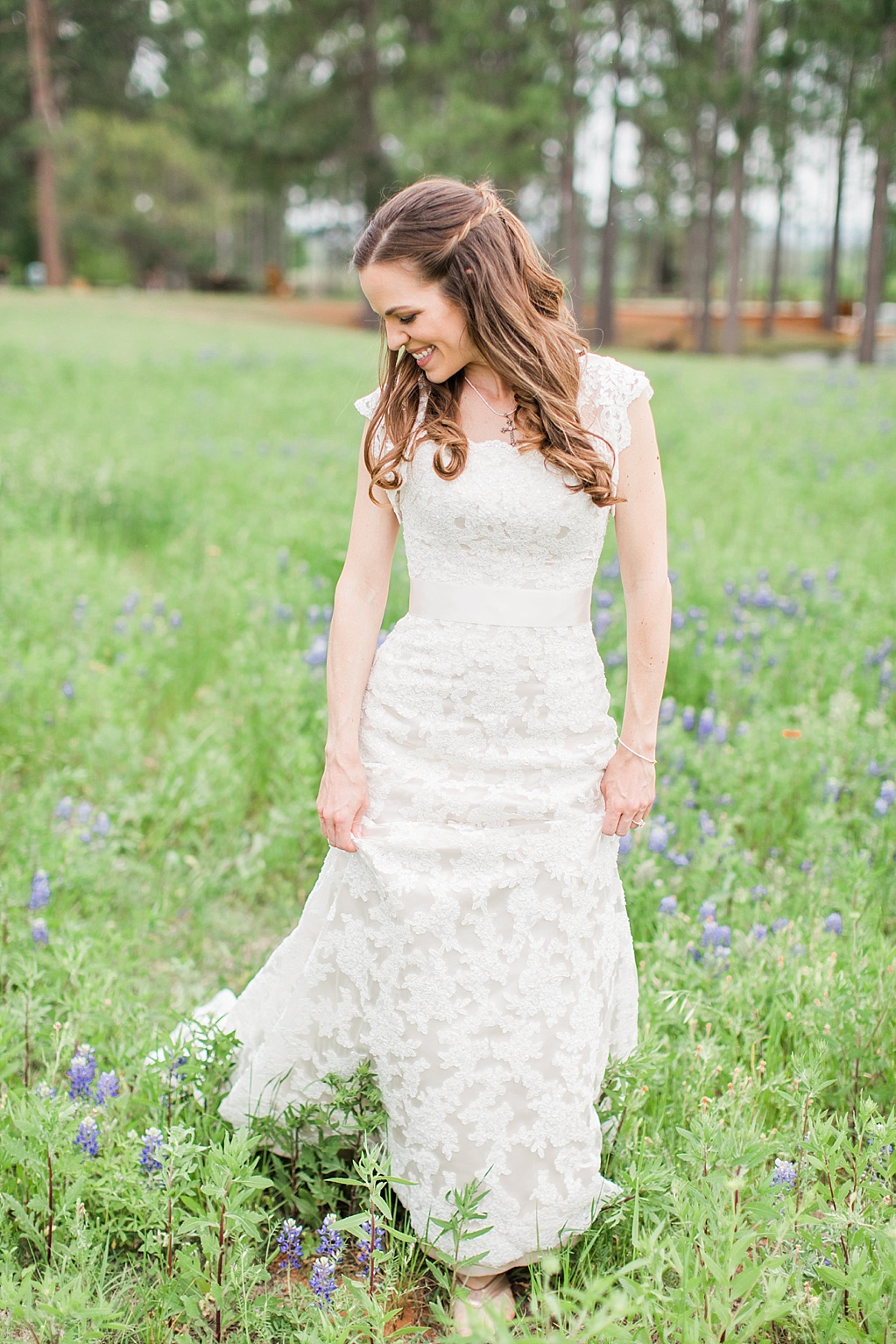 Bluebonnet bridal photos in Fredericksburg Texas 0018