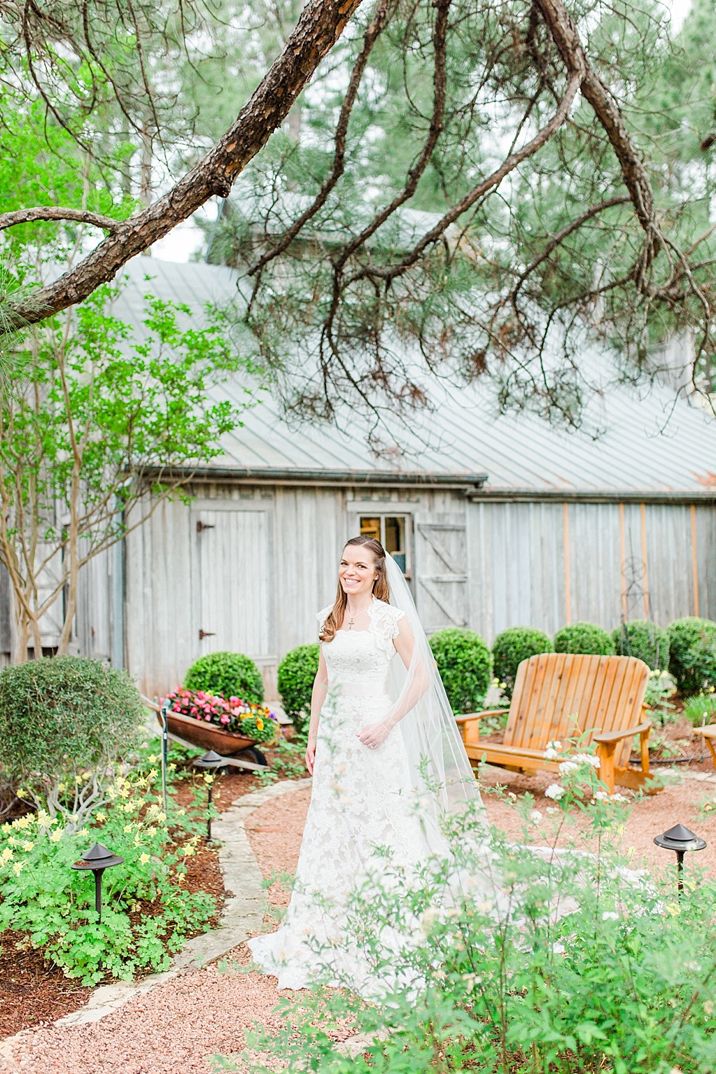 Bluebonnet bridal photos in Fredericksburg Texas 0024
