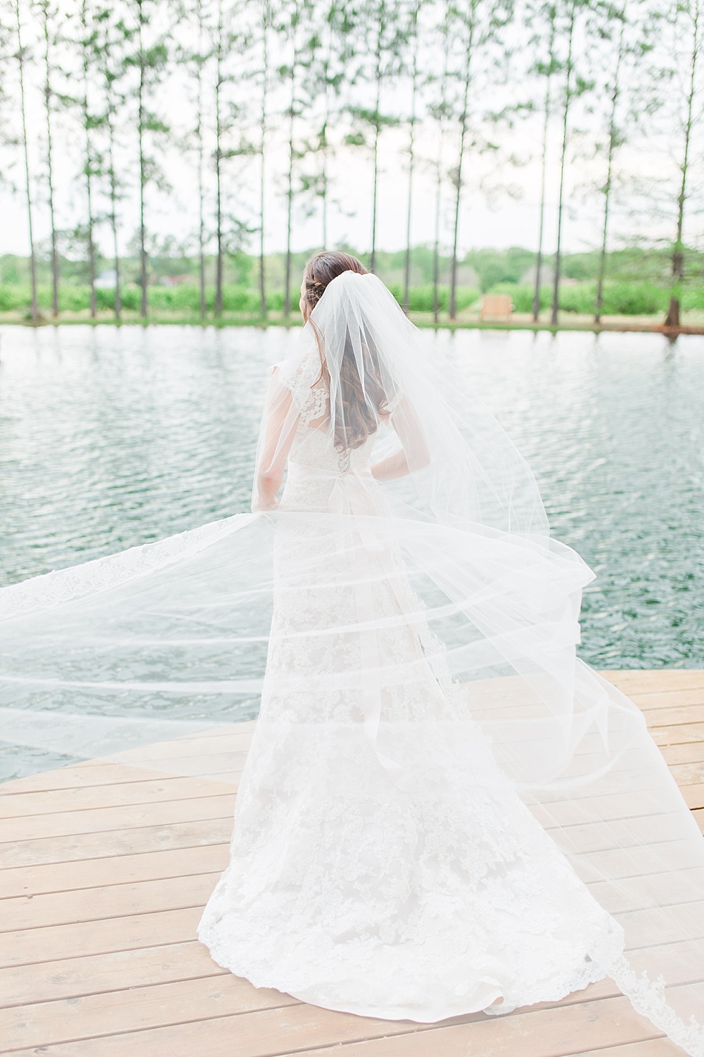 Bluebonnet bridal photos in Fredericksburg Texas 0025