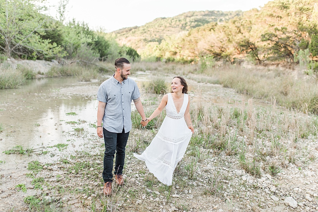 Spring Hill Country Engagement session with kid in Medina Texas 0016