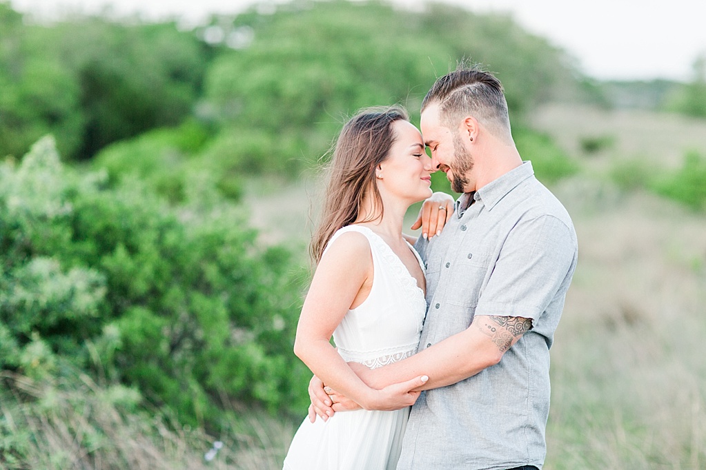 Spring Hill Country Engagement session with kid in Medina Texas 0043