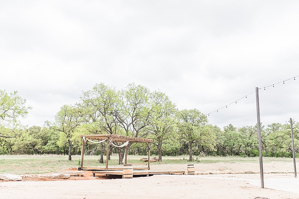 The Barn at Swallows Eve Wedding venue Photos by Allison Jeffers Photography 0020