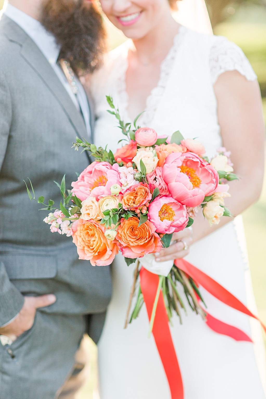 A floral watercolor spring wedding at The Riverhill Mansion and Country Club in Kerrville Texas by Allison Jeffers Wedding Photography 0068