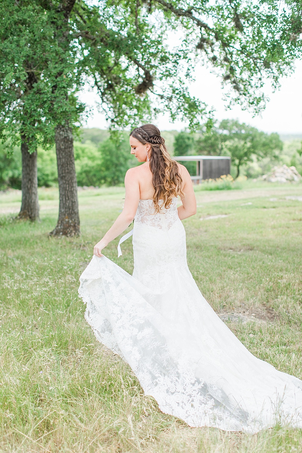 A pink and teal Summer wedding at CW Hill Country Ranch 0031