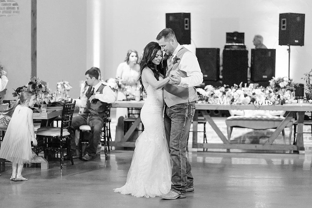 A summer wedding at The Chandelier of Gruene by Allison Jeffers Wedding Photography's Associate Photographer 0083