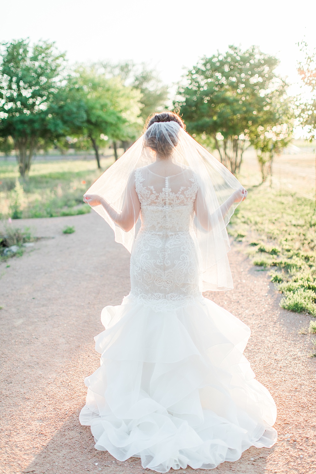 A Spring Bridal Session at The Wildseed Farm in Fredericksburg Texas on Highway 290 by Allison Jeffers Photography 0004