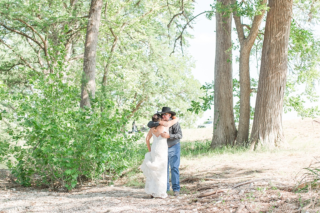 A lavender + blush summer wedding at a private ranch in Bandera Texas by Allison Jeffers Photography 0019