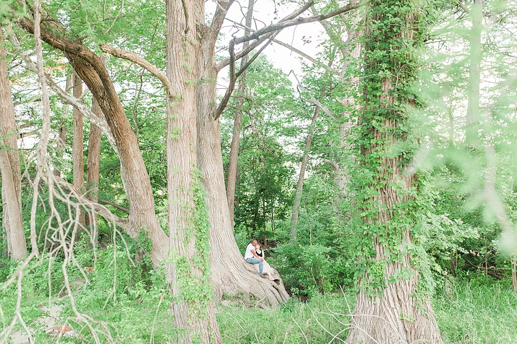 A summer engagement session at Cibolo Nature Center in Boerne, Texas 0007