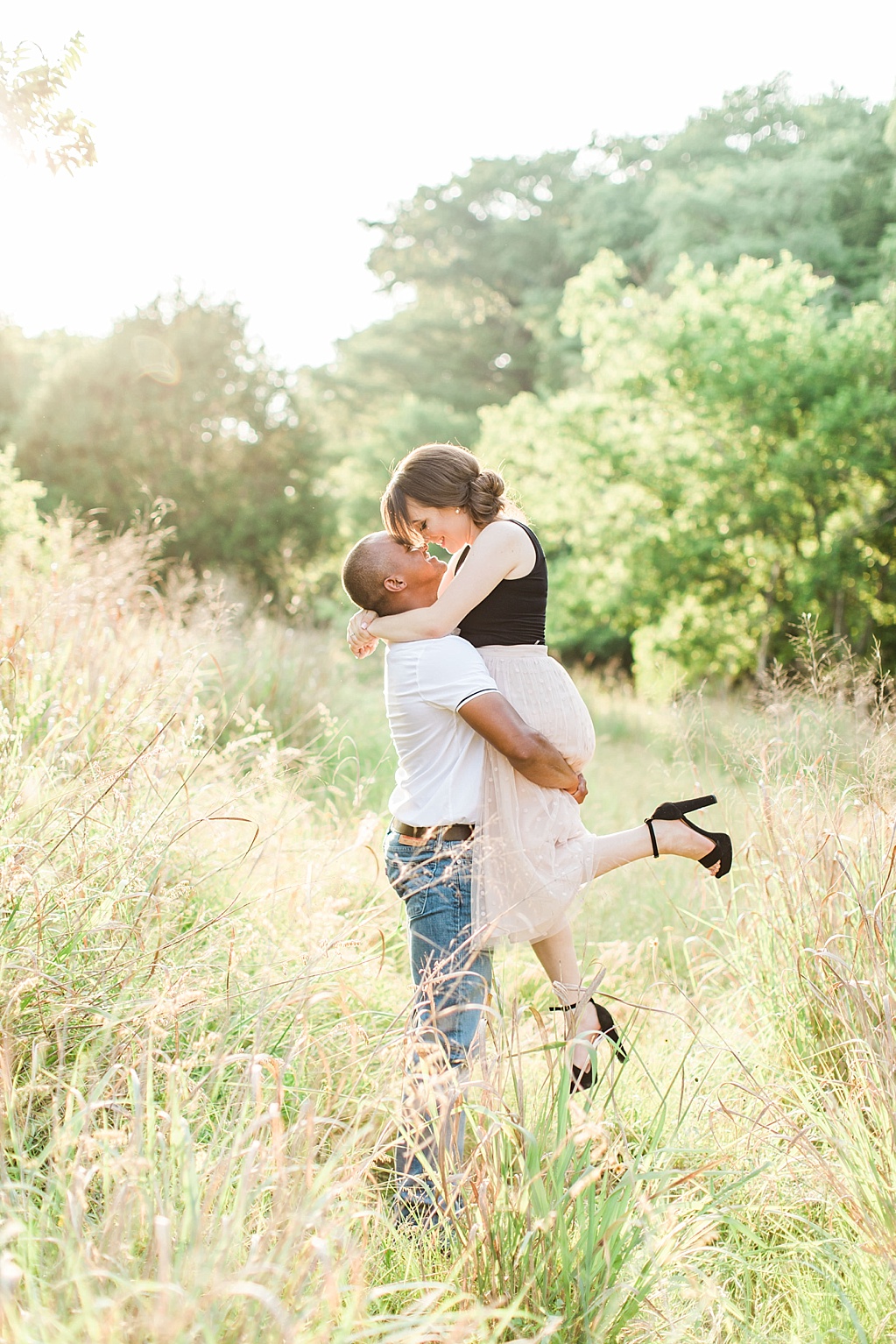 A summer engagement session at Cibolo Nature Center in Boerne, Texas 0011
