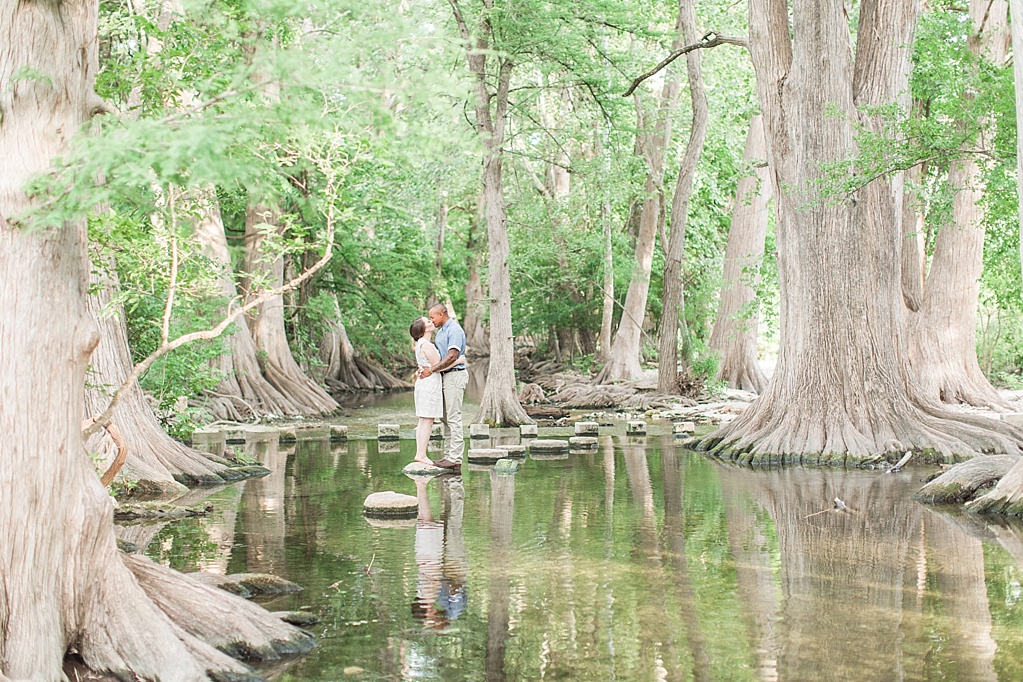 A summer engagement session at Cibolo Nature Center in Boerne, Texas 0013