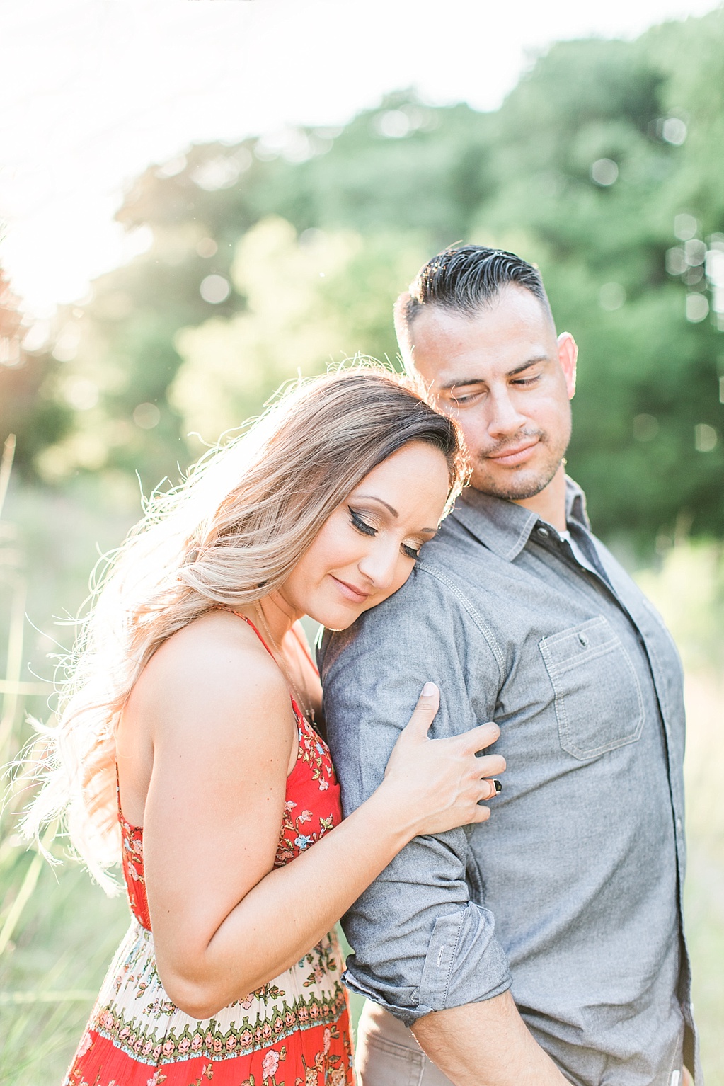 summer engagement photos at Cibolo Nature Center in Boerne, Texas 0004