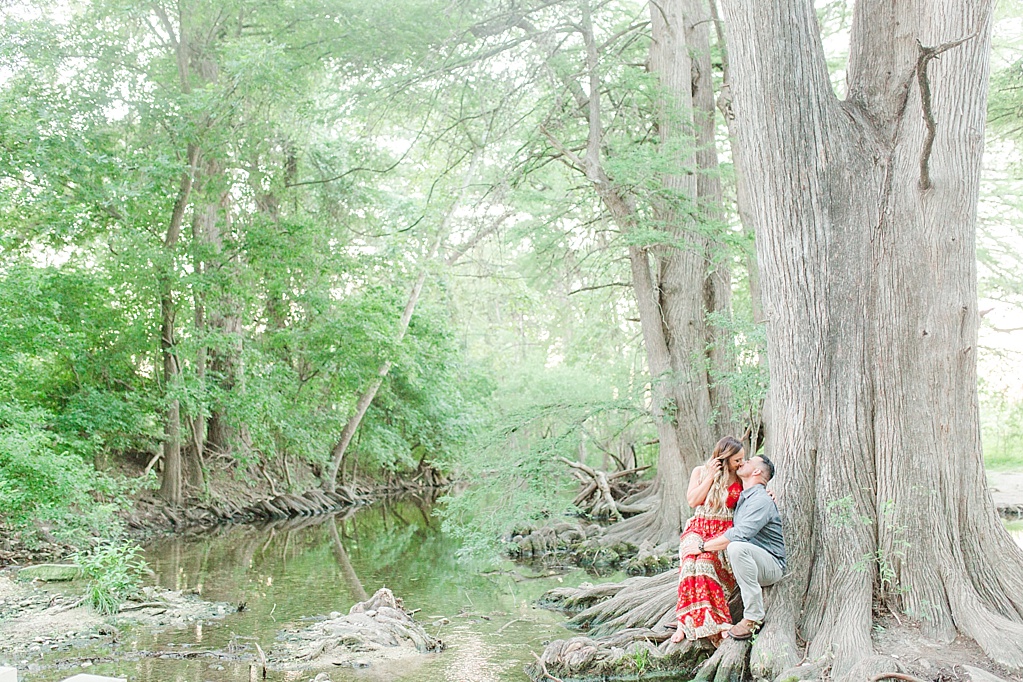 summer engagement photos at Cibolo Nature Center in Boerne, Texas 0017