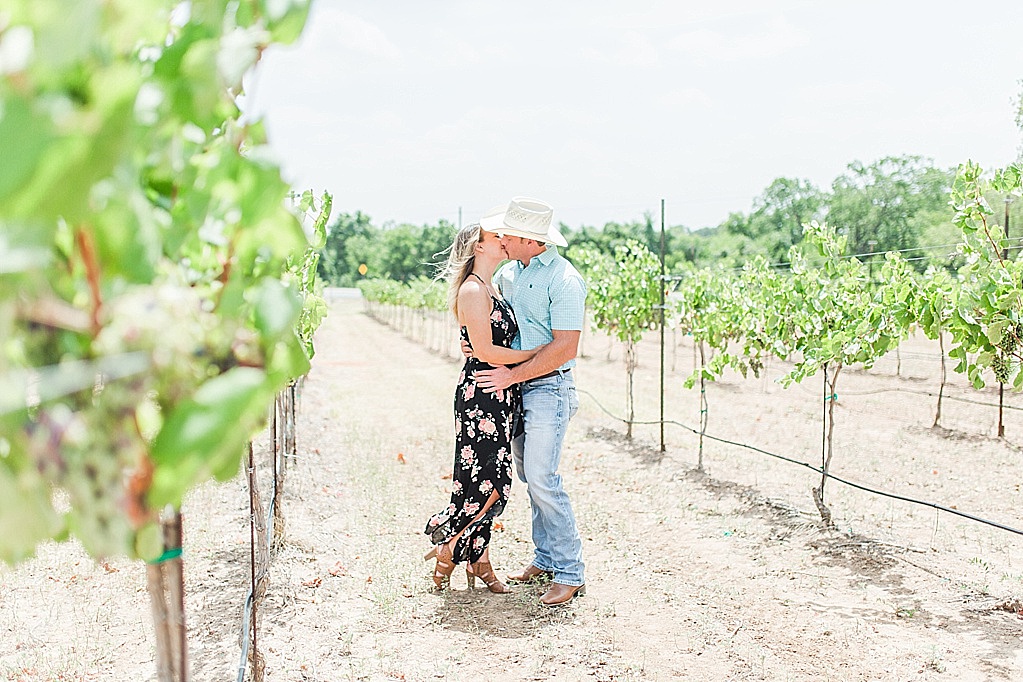 a surprise proposal at 1851 vineyard in Fredericksburg, Texas by Allison Jeffers Wedding Photography 0028