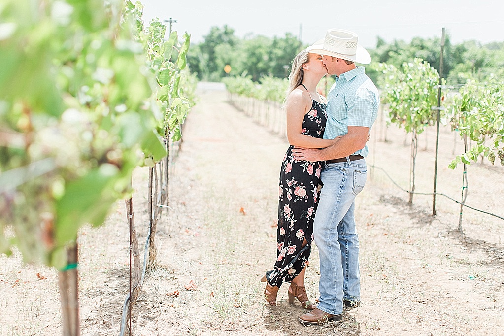 a surprise proposal at 1851 vineyard in Fredericksburg, Texas by Allison Jeffers Wedding Photography 0031