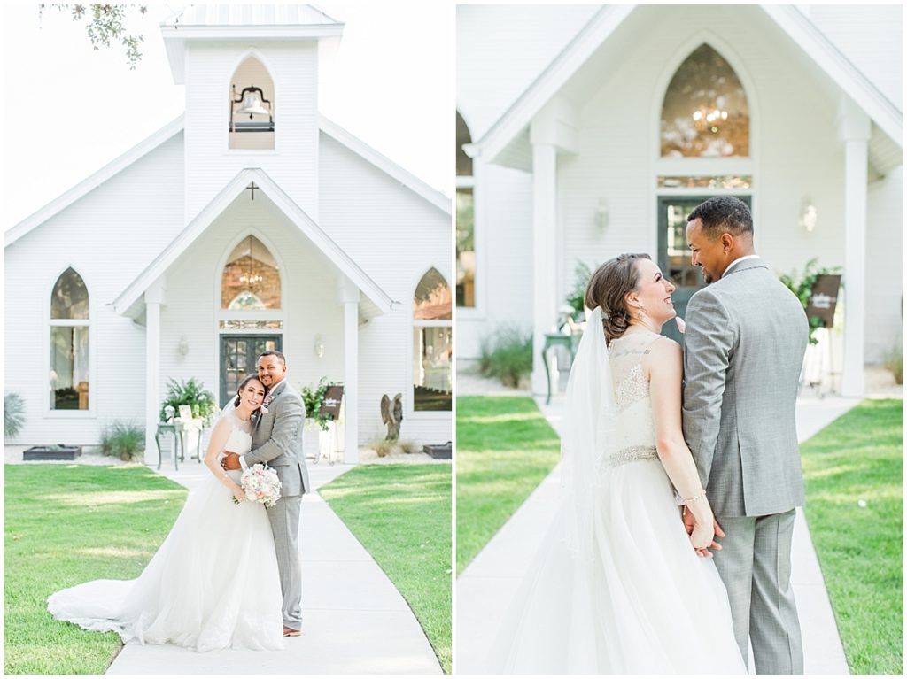 A Blush Vintage Summer Wedding at The Chandelier of Gruene in New Braunfels Texas by Allison Jeffers Photography 0102
