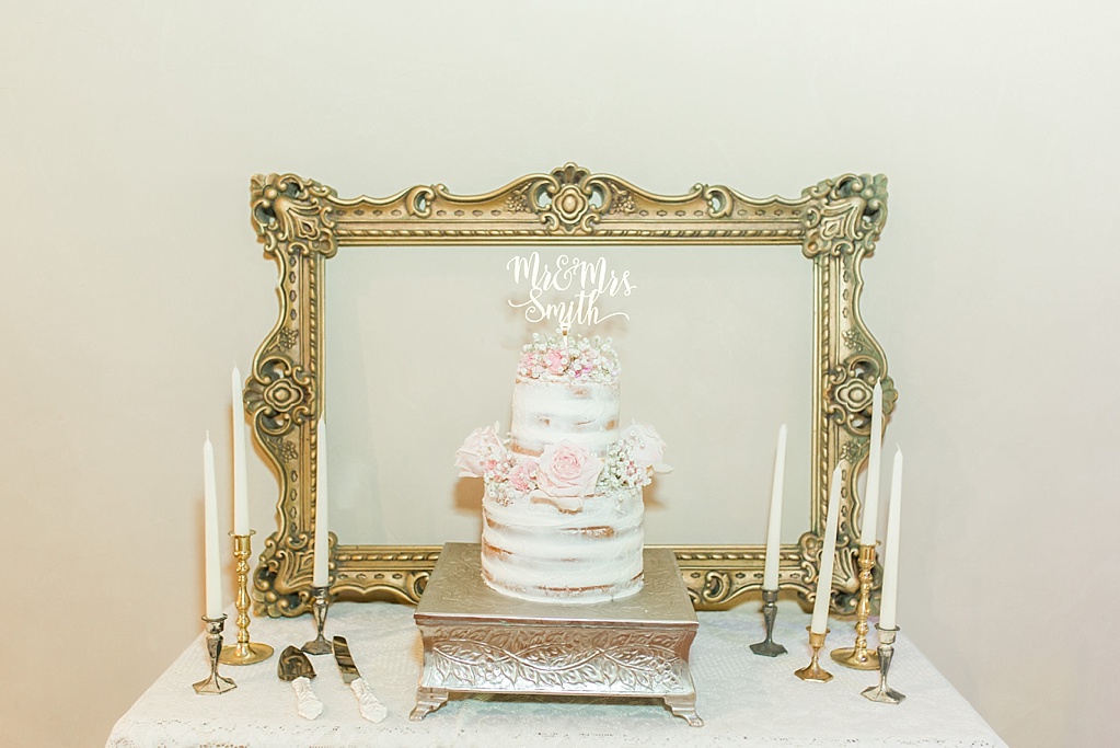 A Blush Vintage Summer Wedding at The Chandelier of Gruene in New Braunfels Texas by Allison Jeffers Photography 0126