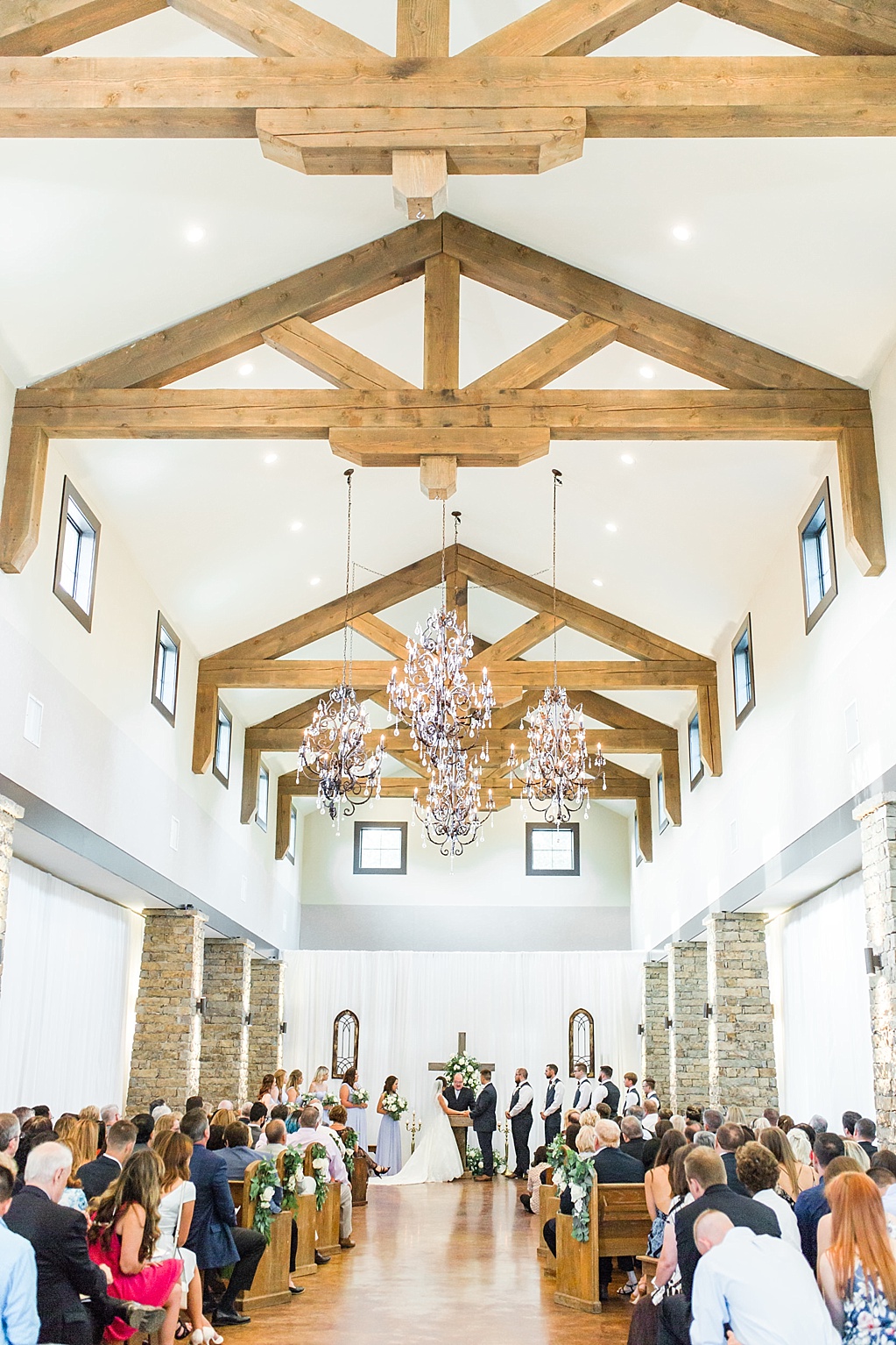 A lavender and ivory summer wedding at the lodge at country inn cottages in Fredericksburg tx by Allison Jeffers photography 0069