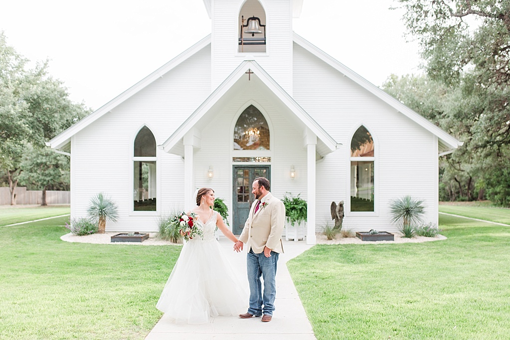A summer wedding in New Braunfels Texas at The Chandelier of Gruene 0051