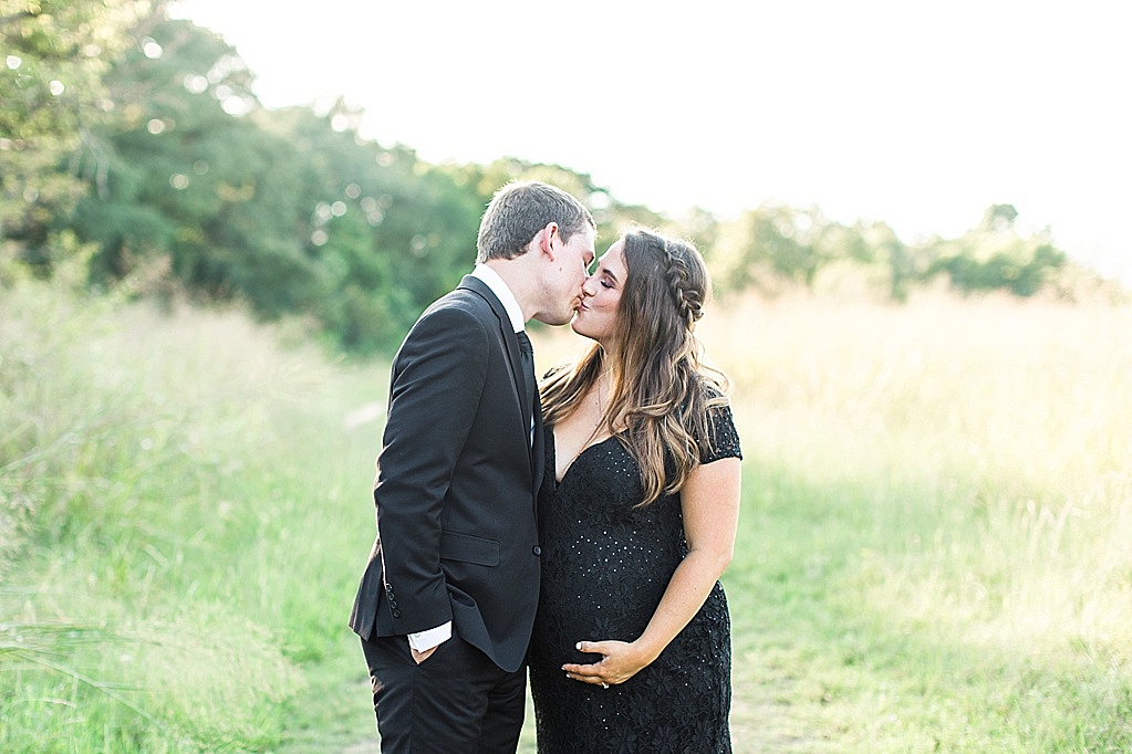 Family photo session at Cibolo Nature Center in Boerne Texas by Allison Jeffers Photography 0016