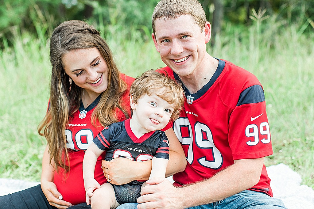 Family photo session at Cibolo Nature Center in Boerne Texas by Allison Jeffers Photography 0023