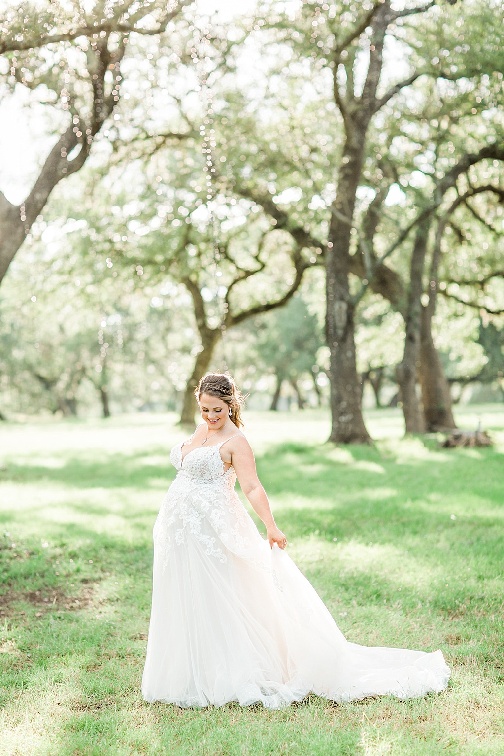 Oaks at Boerne Bridal Session in Boerne Texas by Allison Jeffers Photography 0010