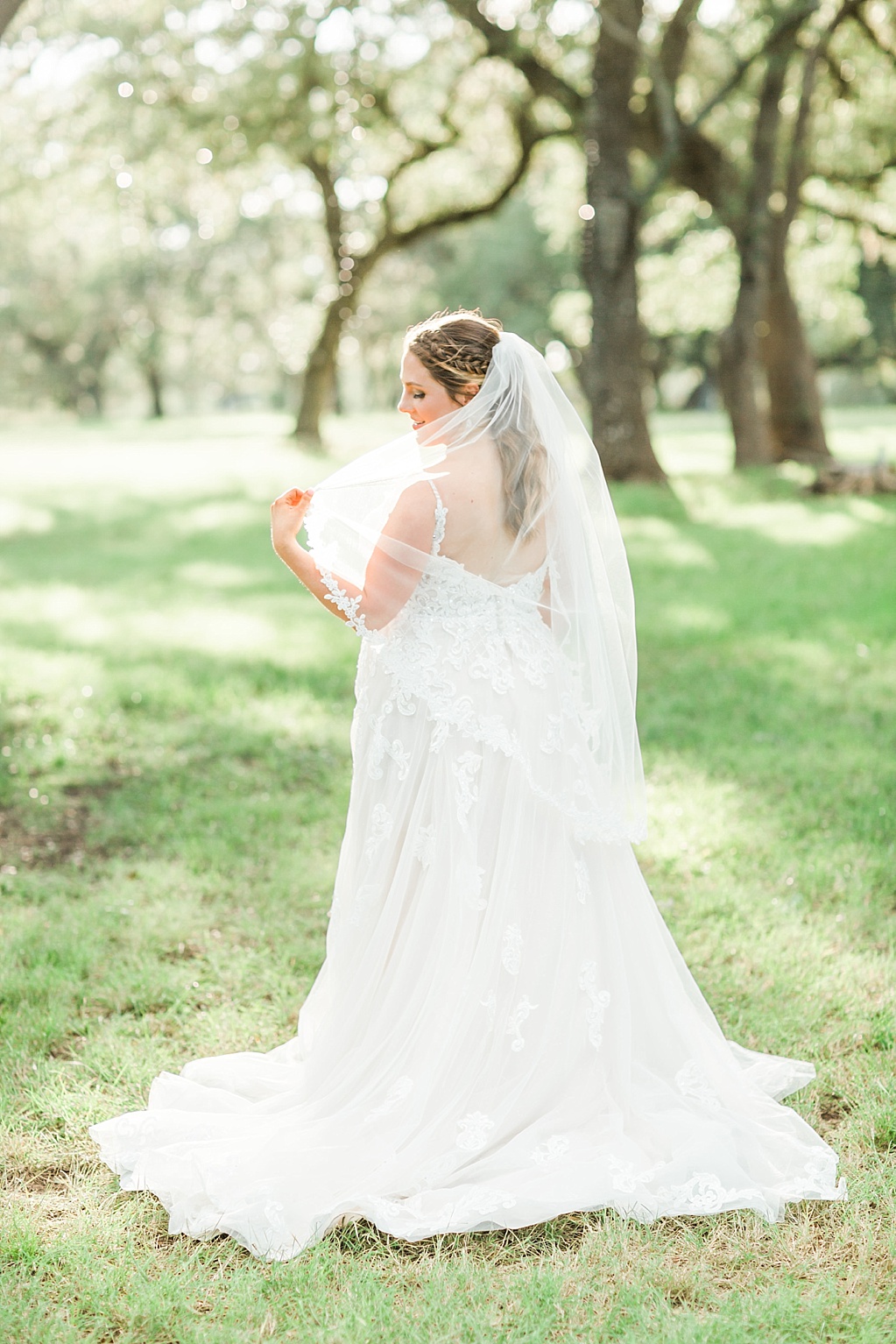 Oaks at Boerne Bridal Session in Boerne Texas by Allison Jeffers Photography 0012
