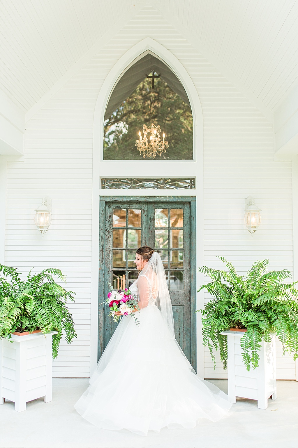 Summer Bridal Session at The Chandelier of Gruene in New Braunfels Texas 0015