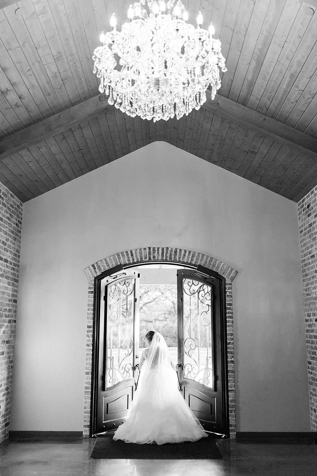 Summer Bridal Session at The Chandelier of Gruene in New Braunfels Texas 0039