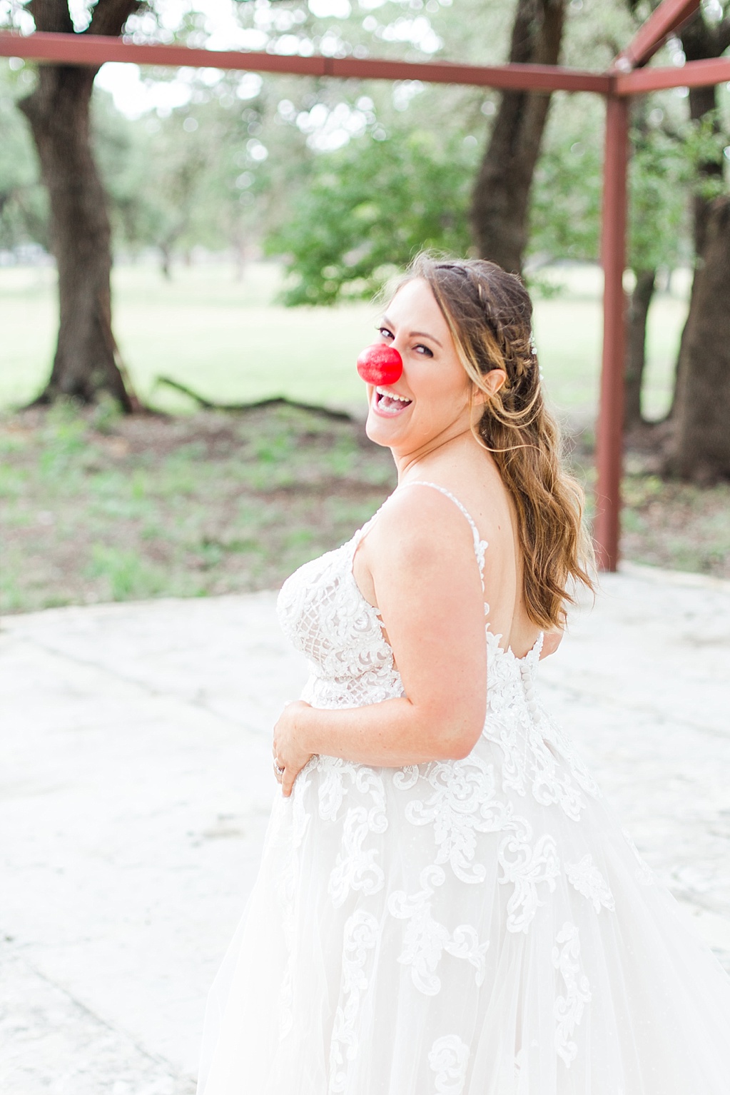 The Oaks at Boerne Wedding Photos by Allison Jeffers Photography 0019