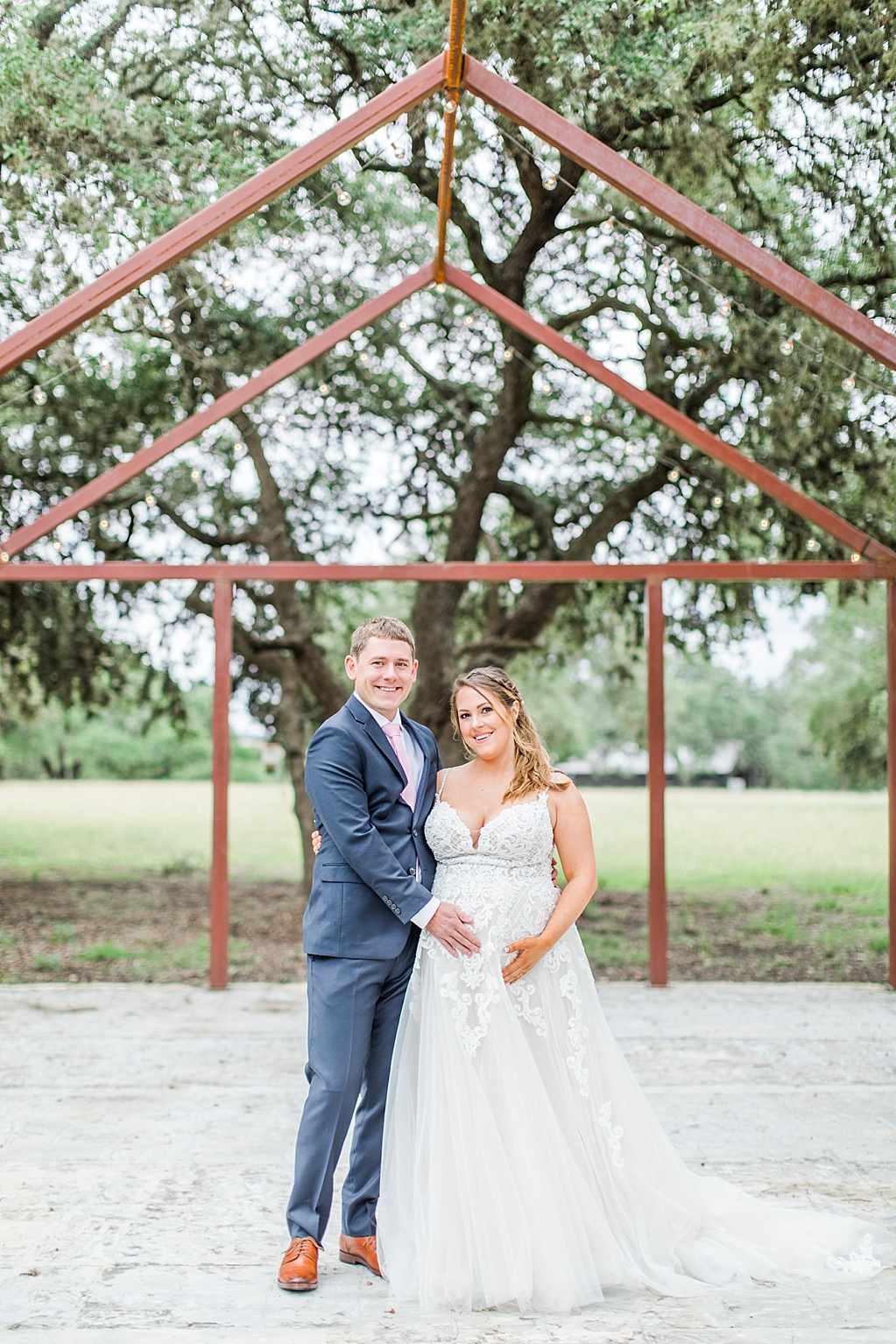 The Oaks at Boerne Wedding Photos by Allison Jeffers Photography 0029