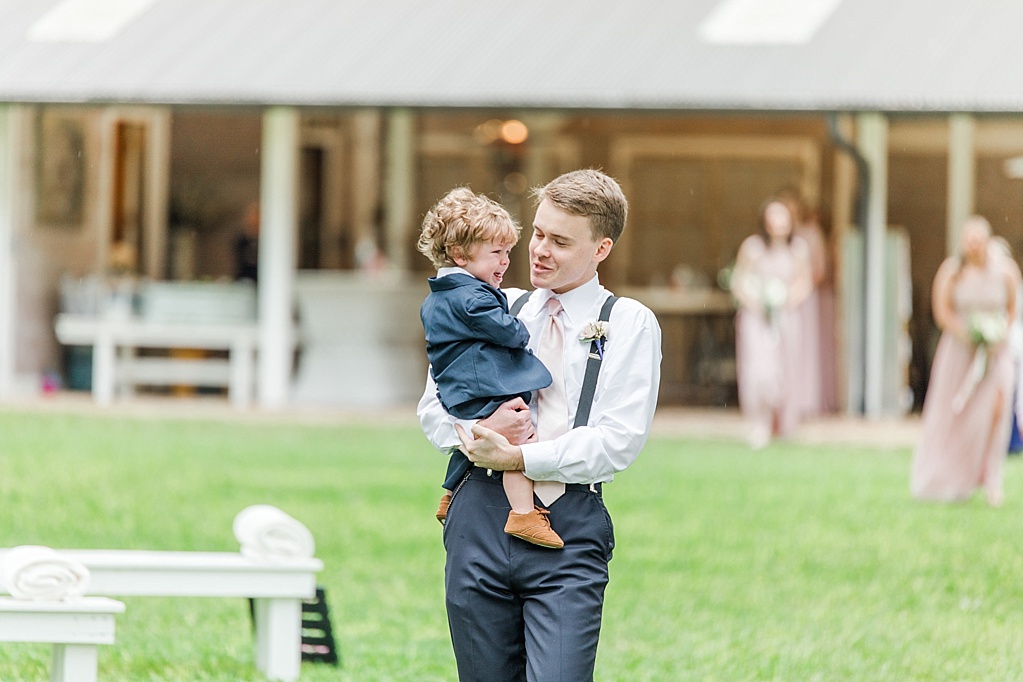 The Oaks at Boerne Wedding Photos by Allison Jeffers Photography 0058