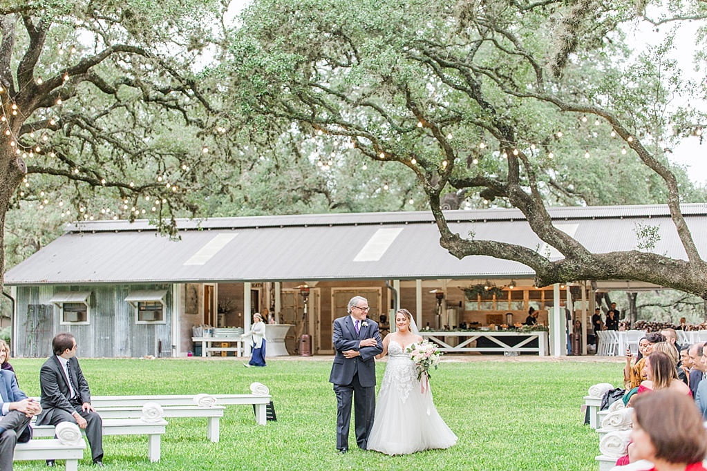 The Oaks at Boerne Wedding Photos by Allison Jeffers Photography 0062