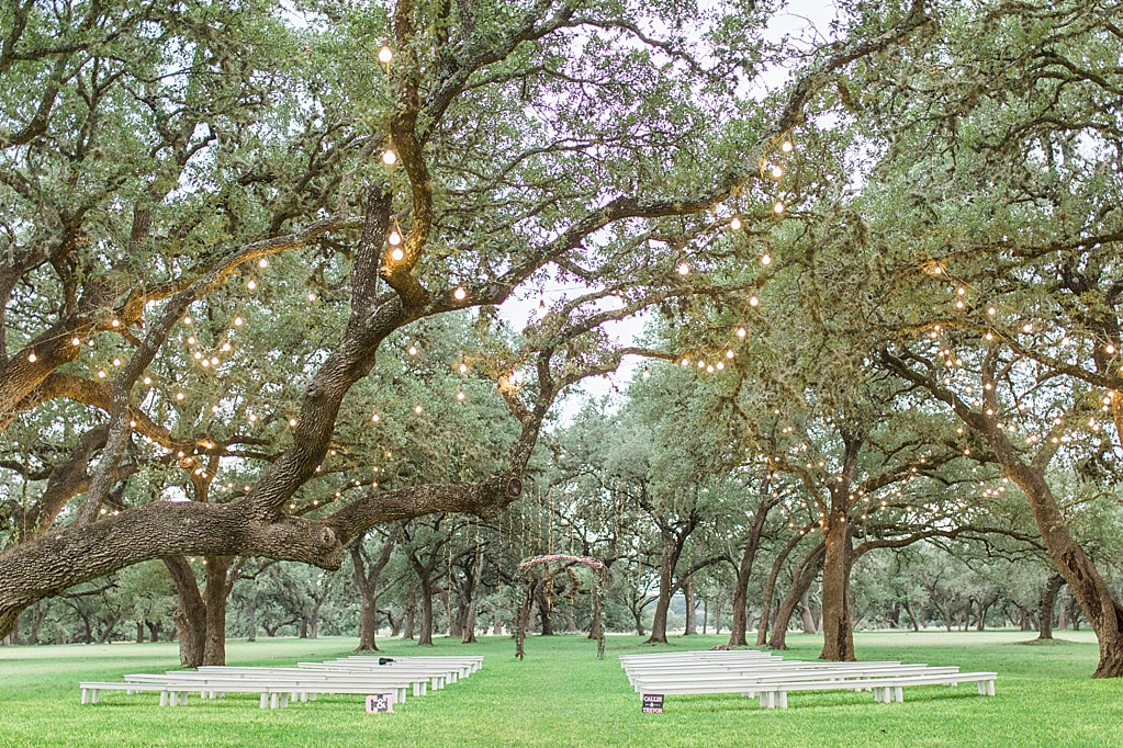 The Oaks at Boerne Wedding Photos by Allison Jeffers Photography 0110