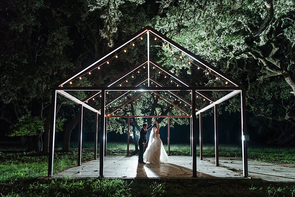 The Oaks at Boerne Wedding Photos by Allison Jeffers Photography 0150
