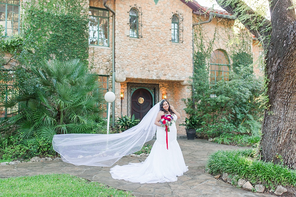 Bridal Session at The Veranda Wedding Venue San Antonio by Allison Jeffers Photography 0002