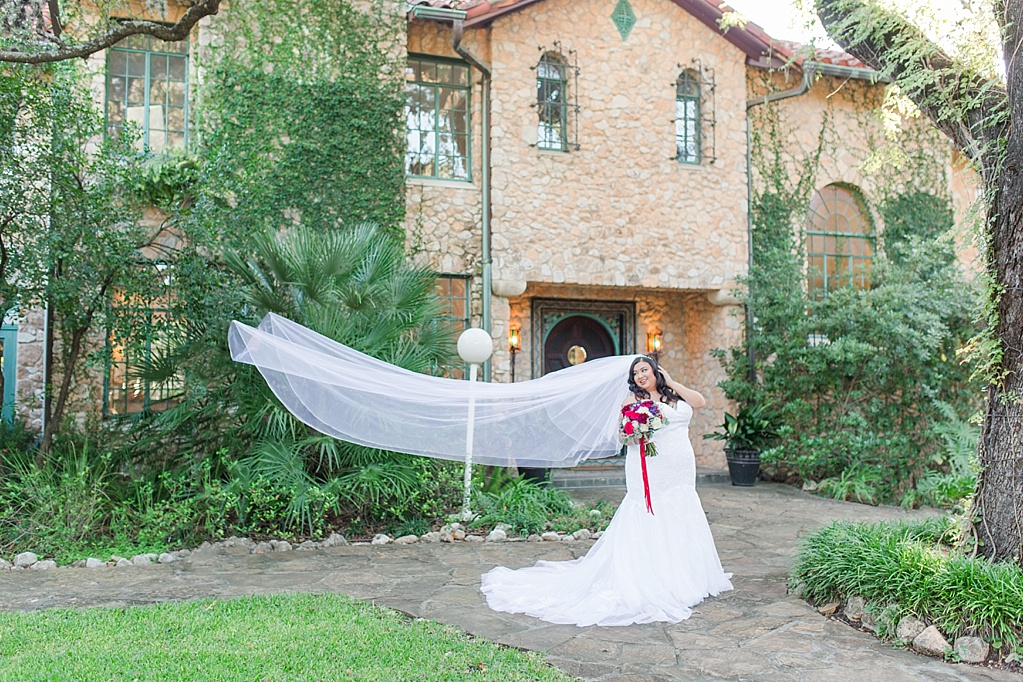 Bridal Session at The Veranda Wedding Venue San Antonio by Allison Jeffers Photography 0018