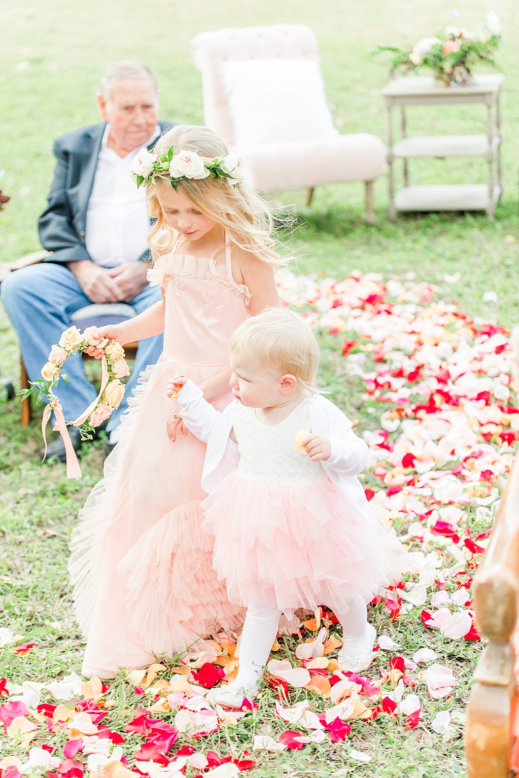 Intimate Fall wedding with over the top flowers in Utopia Texas by Allison Jeffers Photography 0030