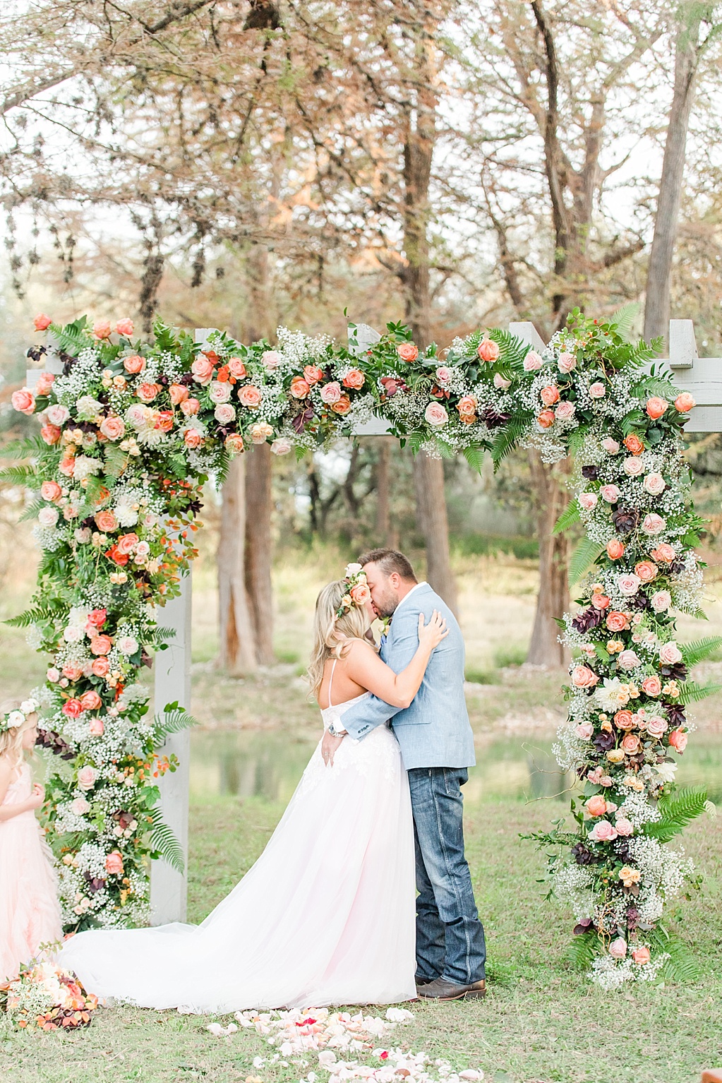 Intimate Fall wedding with over the top flowers in Utopia Texas by Allison Jeffers Photography 0064