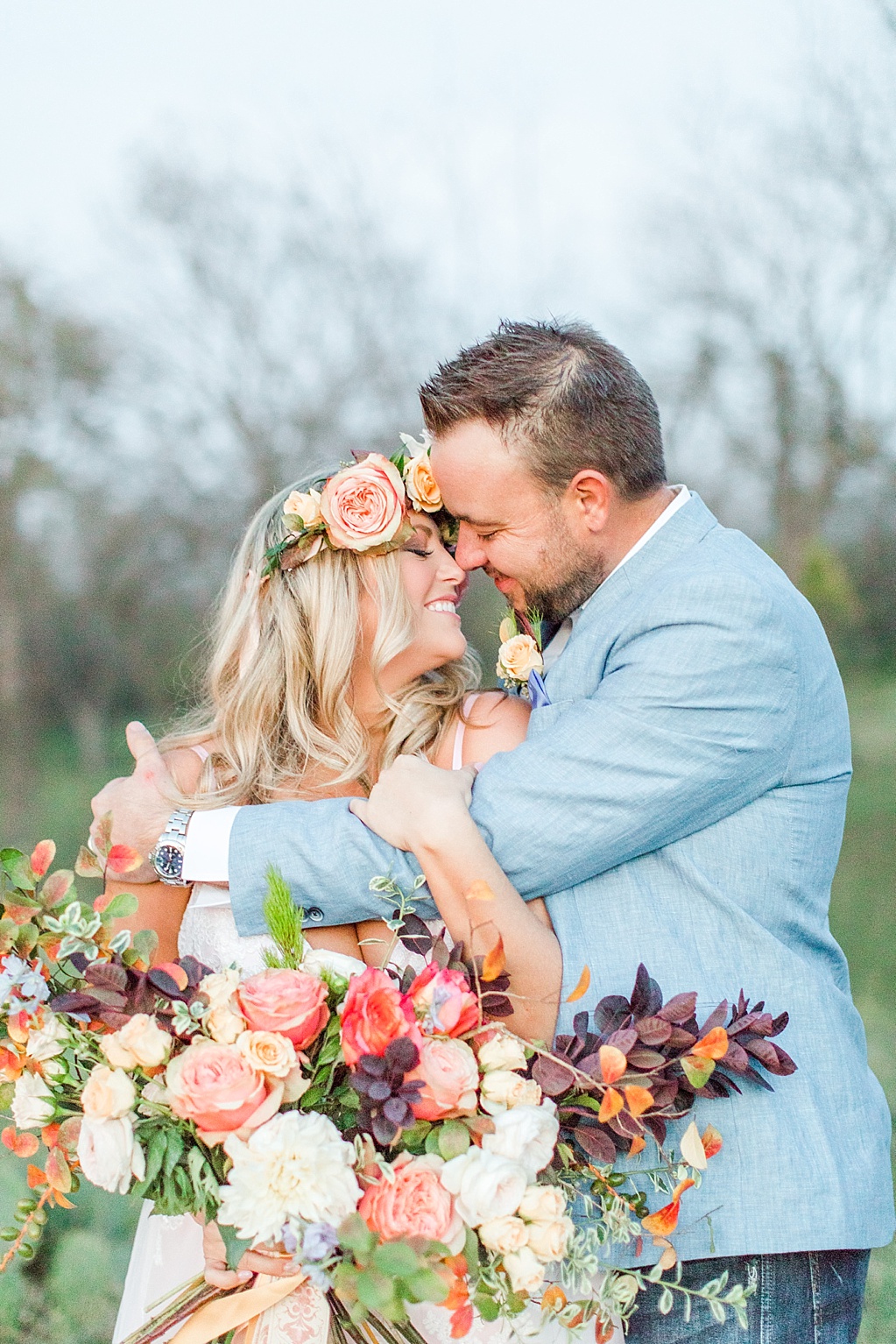 Intimate Fall wedding with over the top flowers in Utopia Texas by Allison Jeffers Photography 0106