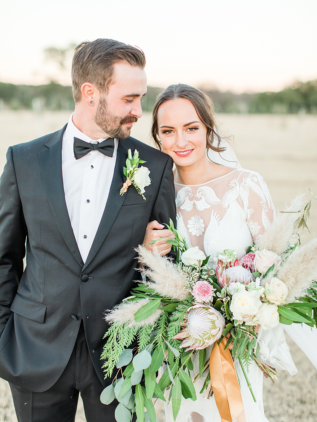 Hill Country Wedding at Turtle Creek Olive Grove wedding venue in Kerrville Texas by Wedding Photographer Allison Jeffers 0106
