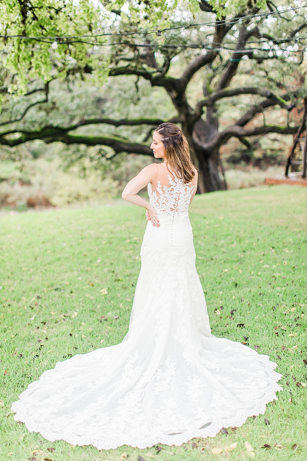 Rainy day bridal session at sisterdale dancehall in boerne texas 0009
