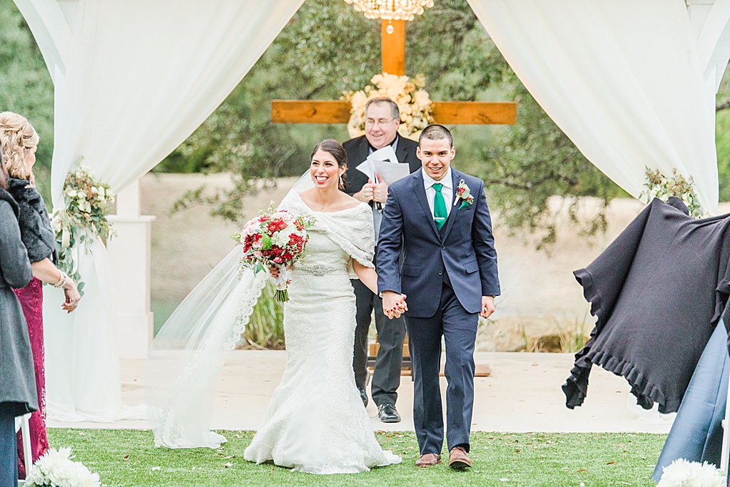 Winter Wedding at Kendall Plantation Hill Country Wedding Venue by Allison Jeffers Photography 0091
