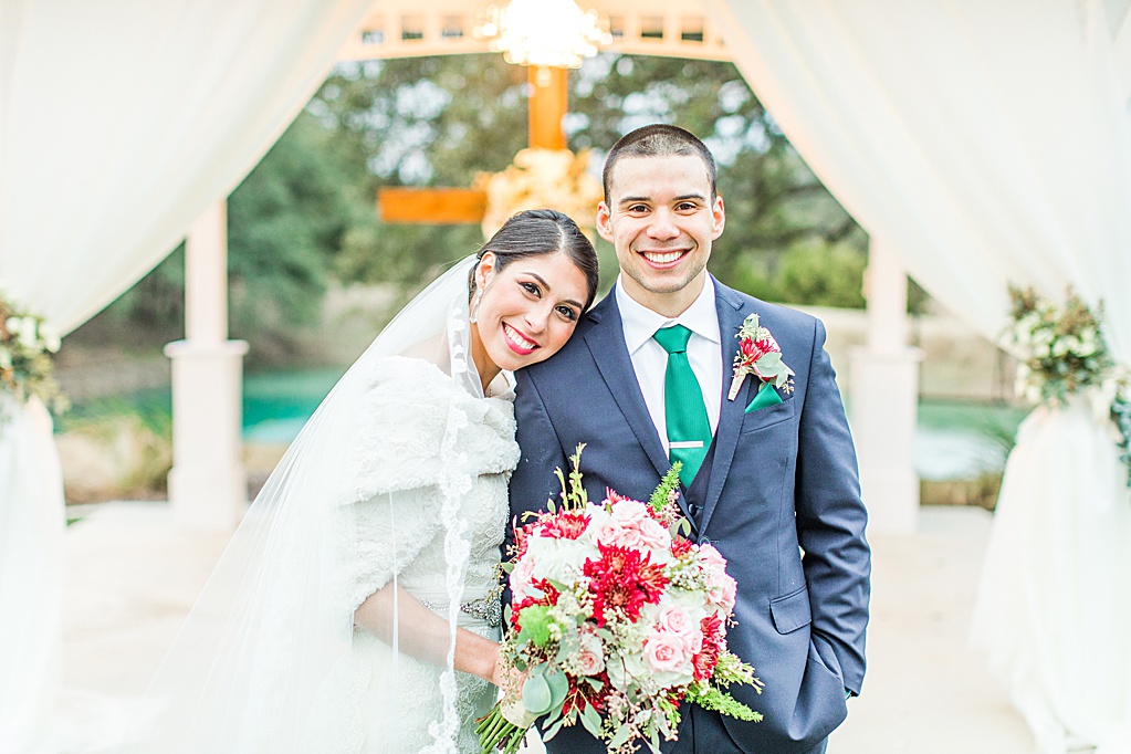 Winter Wedding at Kendall Plantation Hill Country Wedding Venue by Allison Jeffers Photography 0110