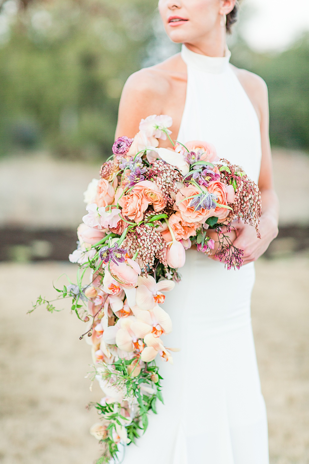 Blush mauve peach and coral wedding inspiration at Prospect House in Dripping Springs Texas wedding venue by Allison Jeffers Photography 0046