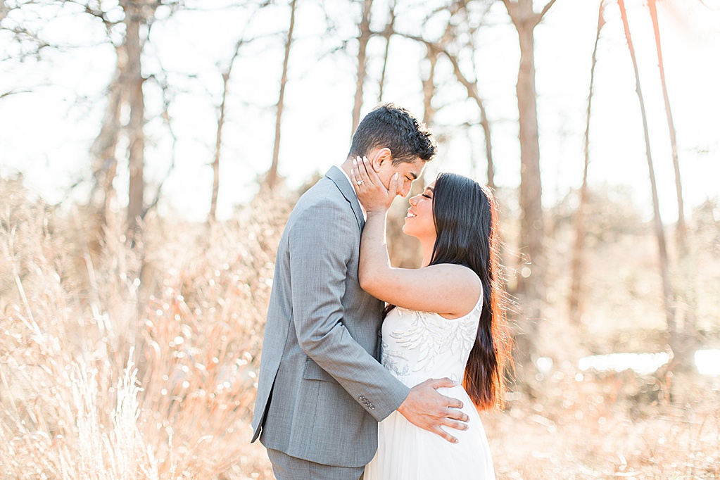 cibolo nature center engagement session in Winter with golden grass 0014