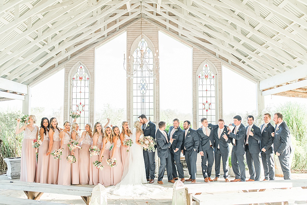 Gruene Estate Spring Wedding in New Braunfels Texas by Allison Jeffers Photography 0084