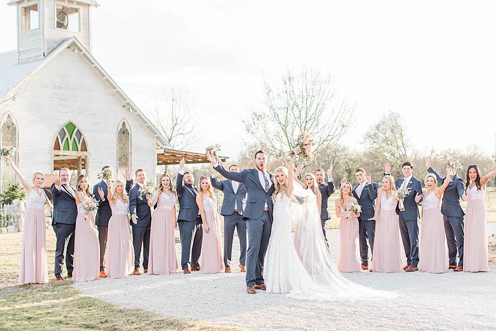 Gruene Estate Spring Wedding in New Braunfels Texas by Allison Jeffers Photography 0088