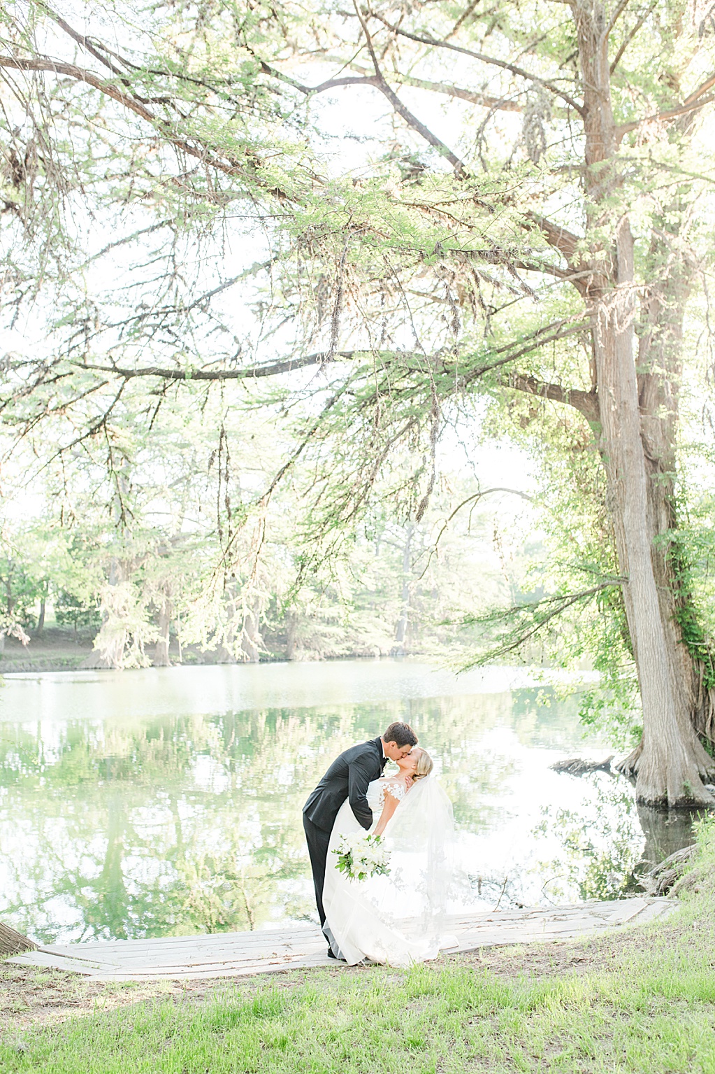A Camp Waldemar Wedding photos in Hunt Texas by Allison Jeffers Photography 0138