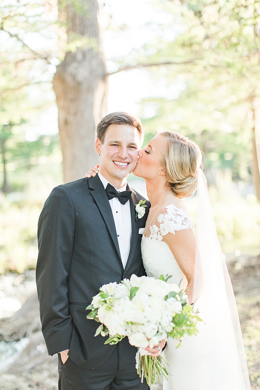 A Camp Waldemar Wedding photos in Hunt Texas by Allison Jeffers Photography 0164