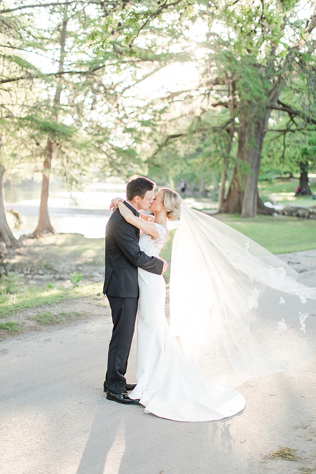 A Camp Waldemar Wedding photos in Hunt Texas by Allison Jeffers Photography 0166